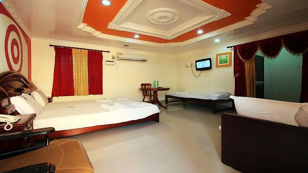 Hotel Sri Saravana Рамешварам Экстерьер фото