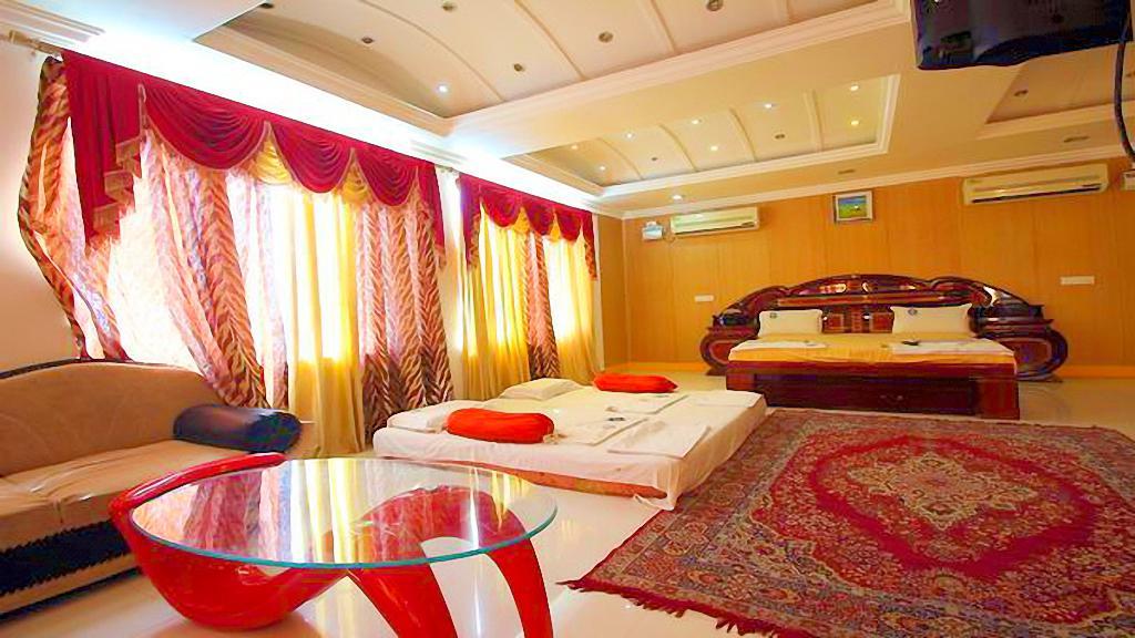 Hotel Sri Saravana Рамешварам Экстерьер фото