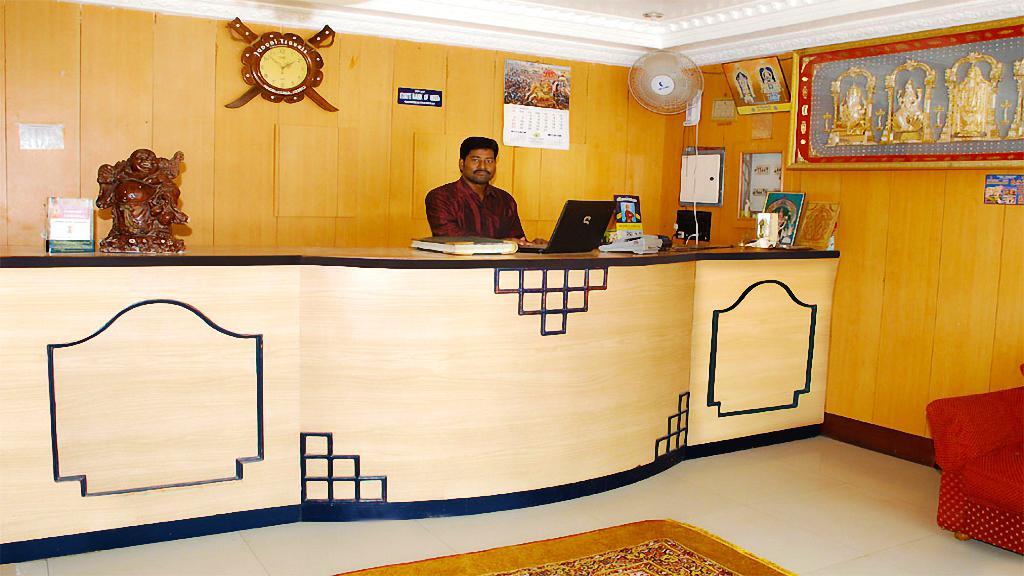 Hotel Sri Saravana Рамешварам Экстерьер фото