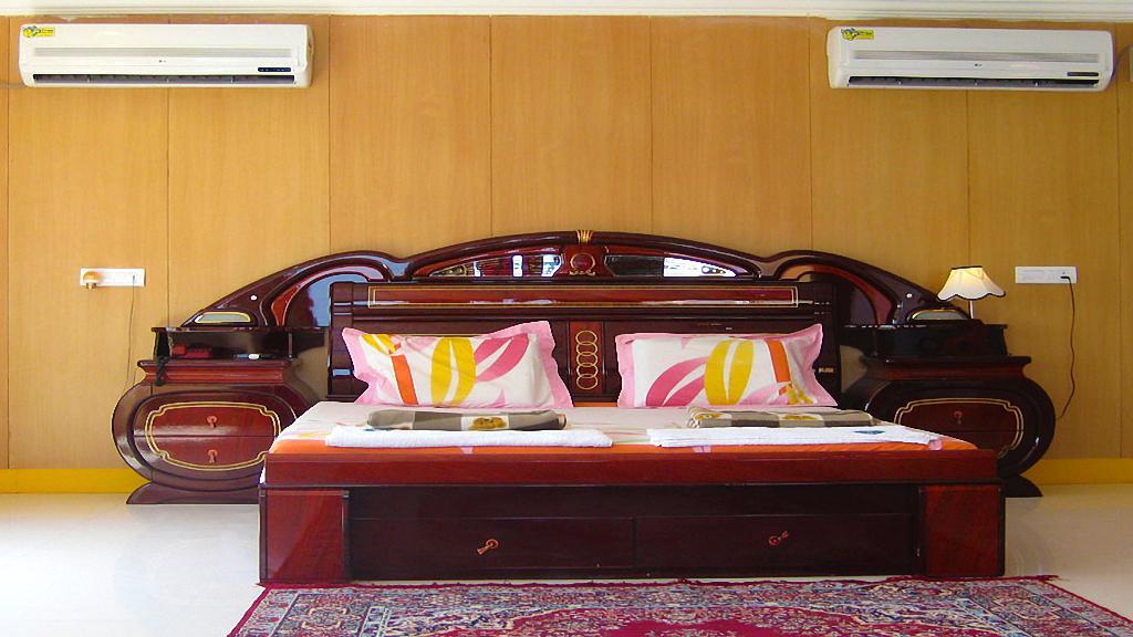 Hotel Sri Saravana Рамешварам Экстерьер фото